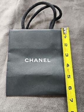CHANEL Black and White Logo Small Paper Shopping Bag